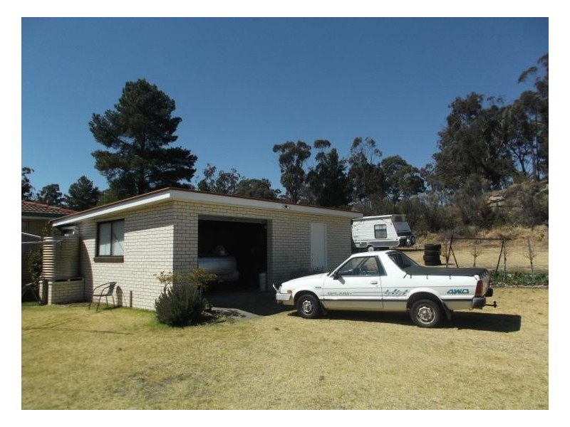 27 Pike Street, Stanthorpe QLD 4380