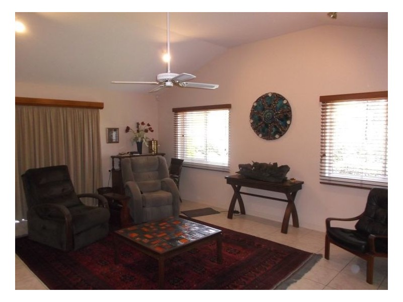 62 Amosfield Road, Stanthorpe QLD 4380