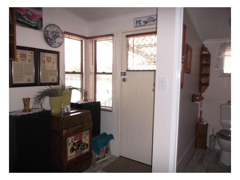 4 Bridge Street, Stanthorpe QLD 4380