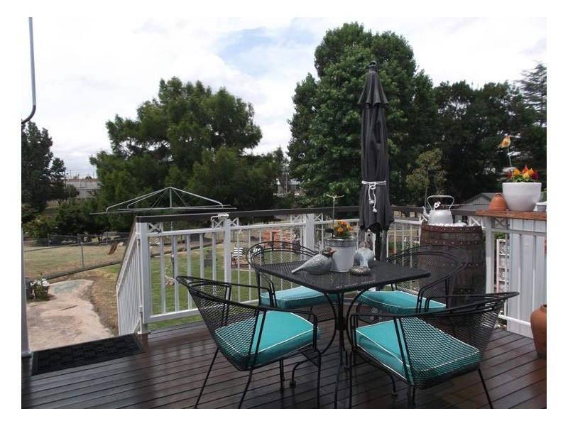 4 Bridge Street, Stanthorpe QLD 4380