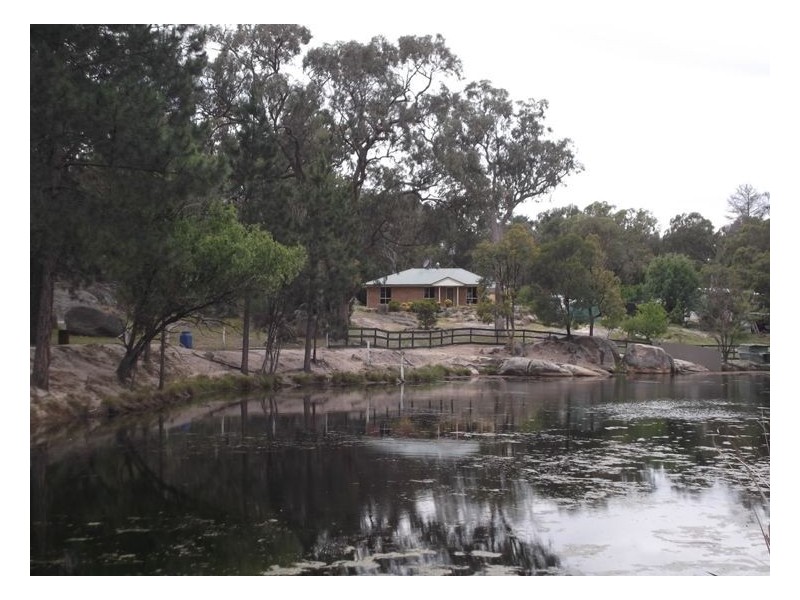 184 Caves Road, Stanthorpe QLD 4380