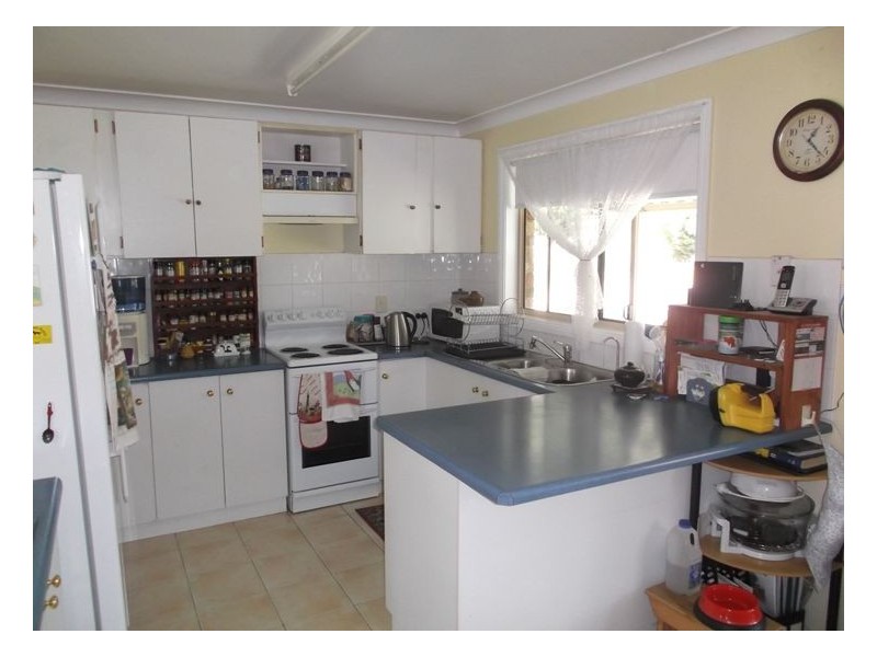 184 Caves Road, Stanthorpe QLD 4380