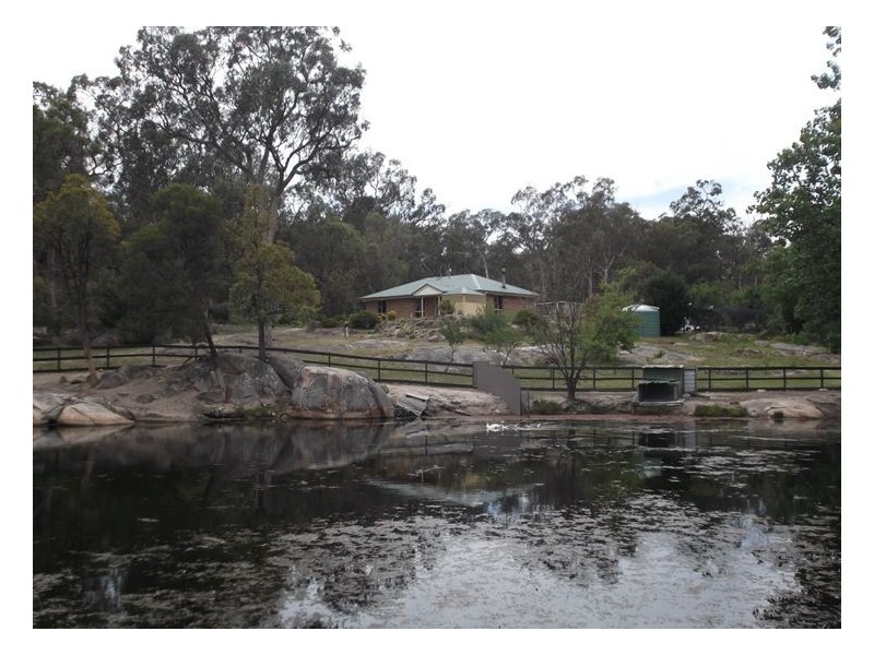 184 Caves Road, Stanthorpe QLD 4380