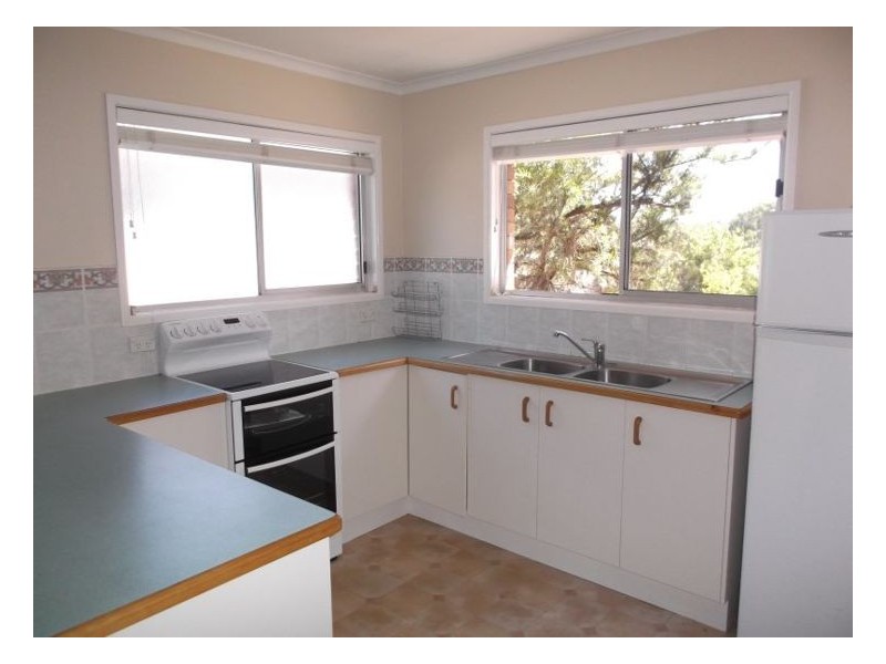 100 Sugarloaf Road, Stanthorpe QLD 4380