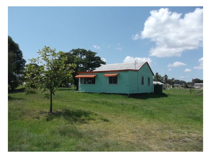 41 Margetts Street, Wallangarra QLD 4383