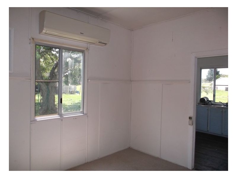 41 Margetts Street, Wallangarra QLD 4383