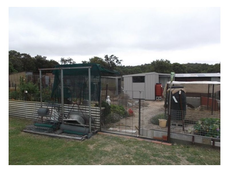 274 Donnellys Castle Road, Pozieres QLD 4352