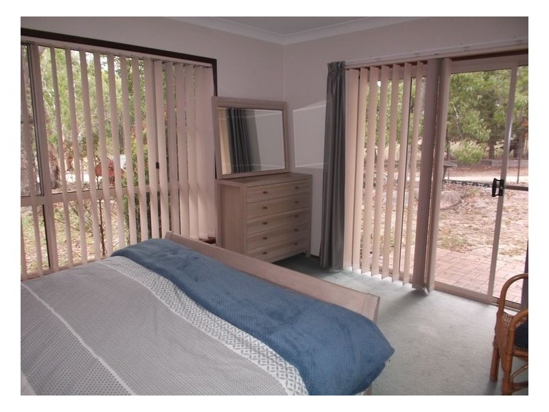 72 Watters Road, Ballandean QLD 4382