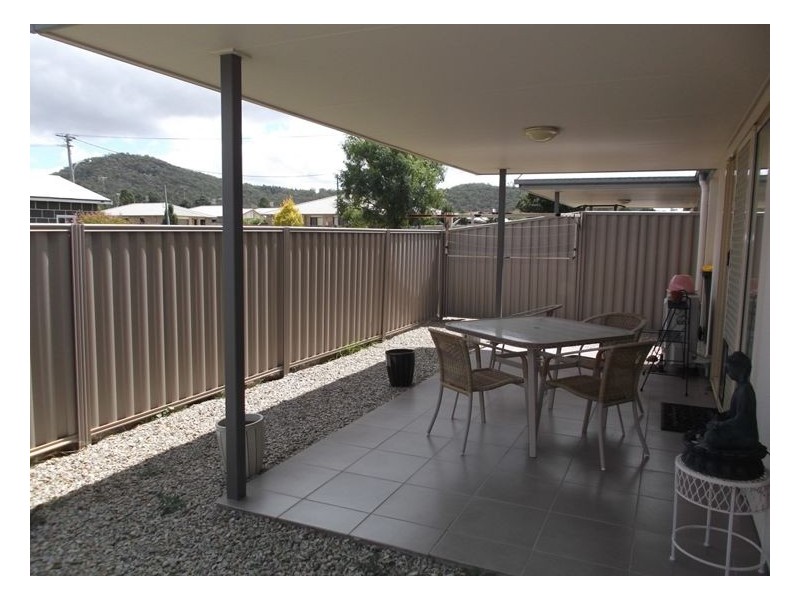 2/35 Connor Street, Stanthorpe QLD 4380