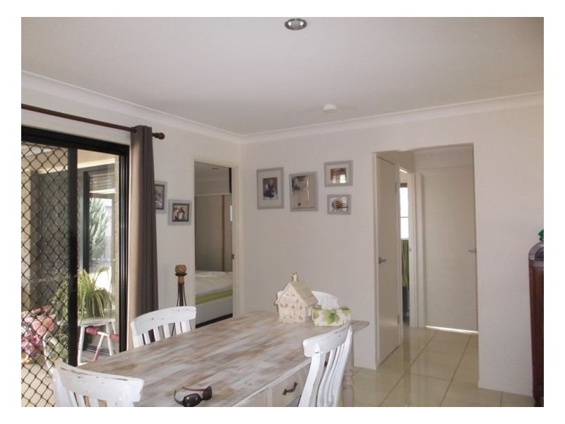 9 Micale Lane, Glen Aplin QLD 4381