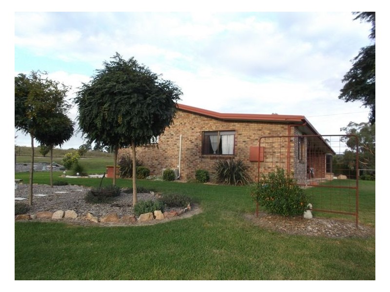 223 Back Creek Road, Stanthorpe QLD 4380