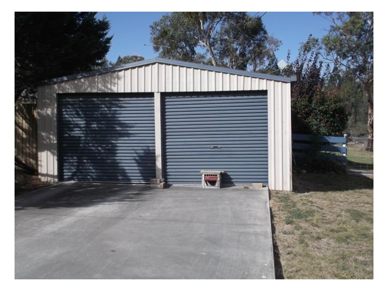 5 Micale Lane, Glen Aplin QLD 4381