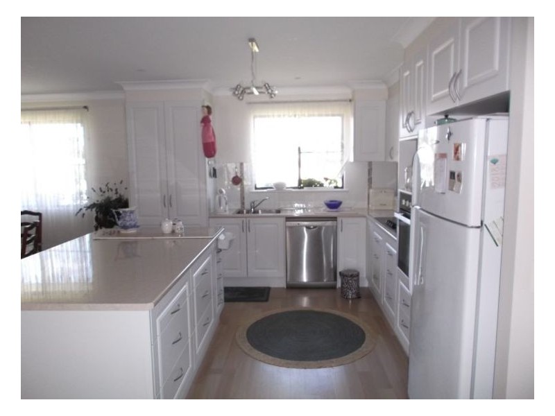 24 Bau Court, Applethorpe QLD 4378