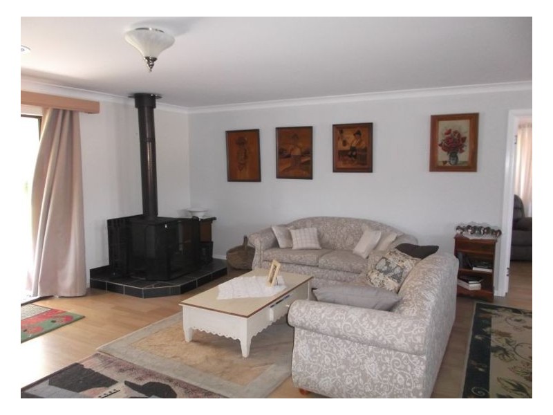 24 Bau Court, Applethorpe QLD 4378