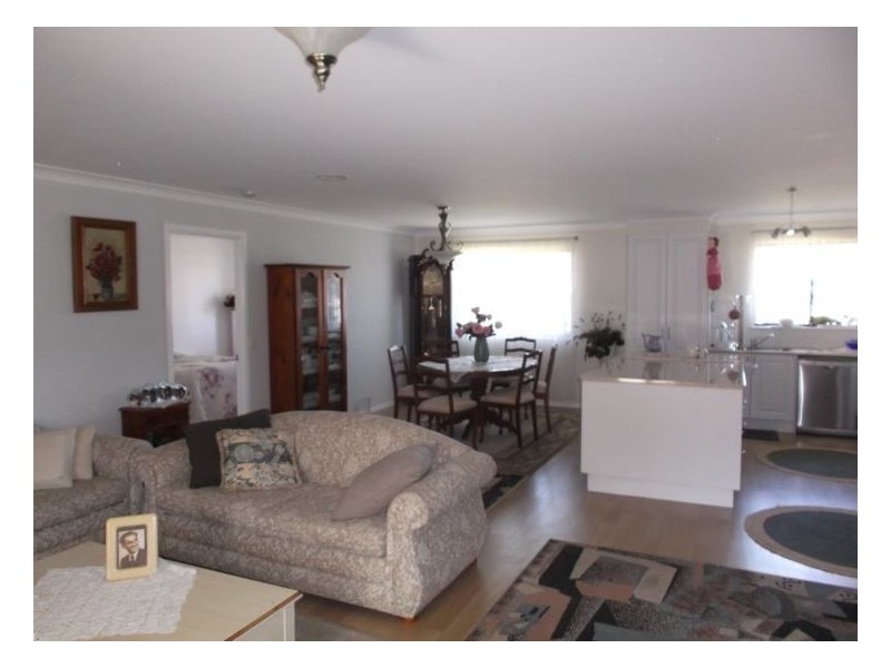 24 Bau Court, Applethorpe QLD 4378