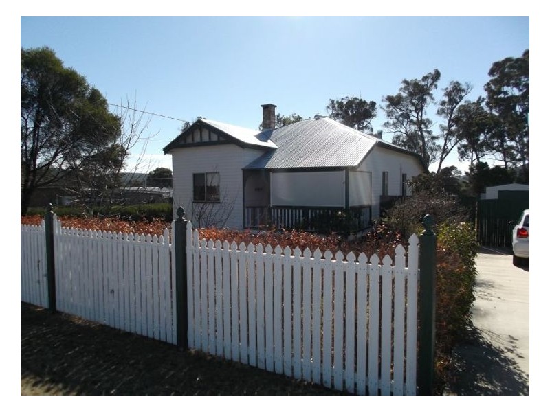 14 Catherine Street, Stanthorpe QLD 4380