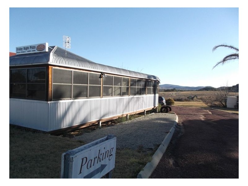 28200 New England Highway, Stanthorpe QLD 4380