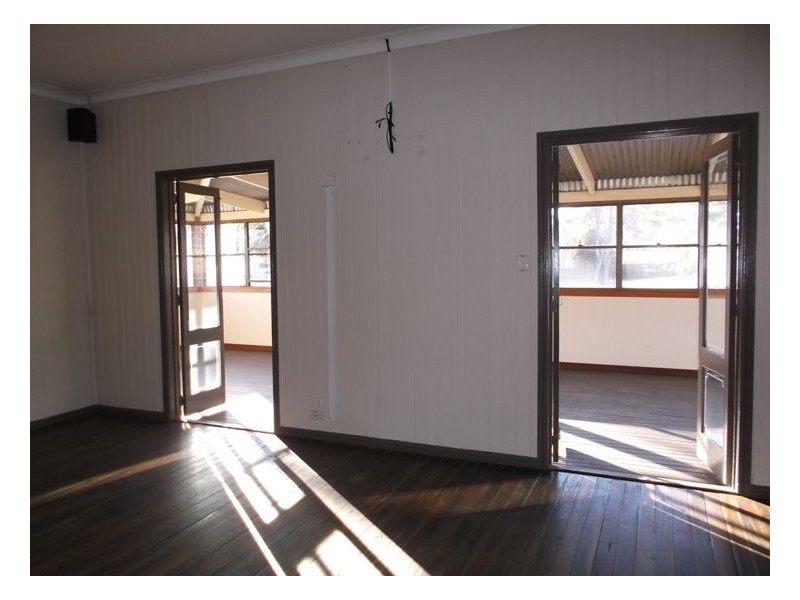 28200 New England Highway, Stanthorpe QLD 4380