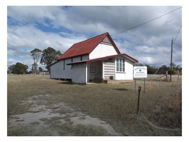 9 Church Road, The Summit QLD 4377
