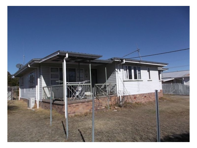 85 Railway Street, Stanthorpe QLD 4380