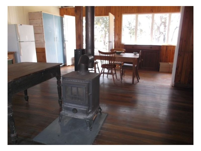 215 Belford Road, Eukey QLD 4380