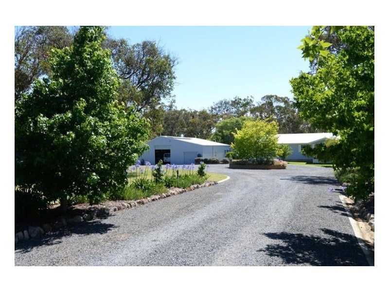 1047 Granite Belt Drive, Dalveen QLD 4374