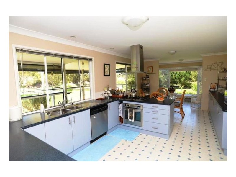1047 Granite Belt Drive, Dalveen QLD 4374
