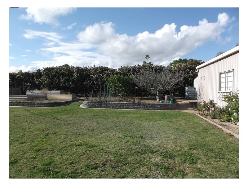16 Torrisi Terrace, Stanthorpe QLD 4380