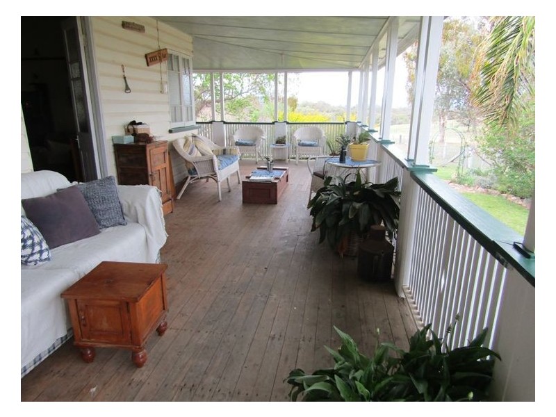 6281 Texas Road, Glenlyon QLD 4380