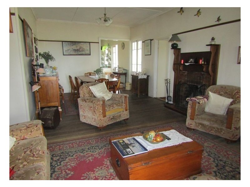6281 Texas Road, Glenlyon QLD 4380