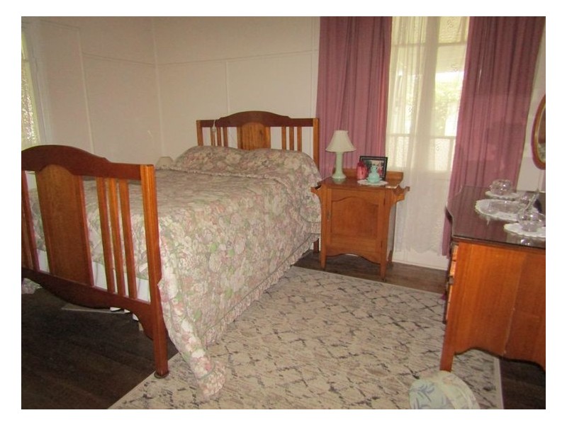 6281 Texas Road, Glenlyon QLD 4380