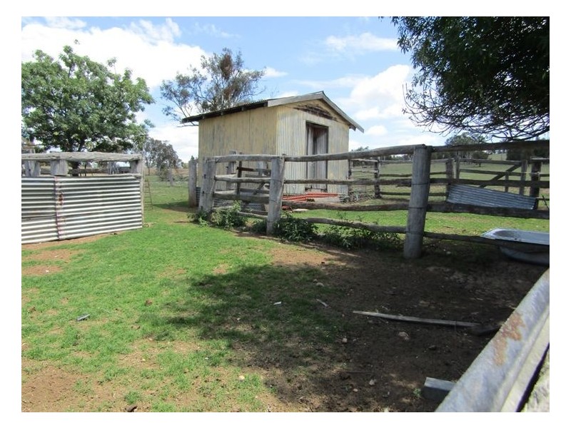 6281 Texas Road, Glenlyon QLD 4380