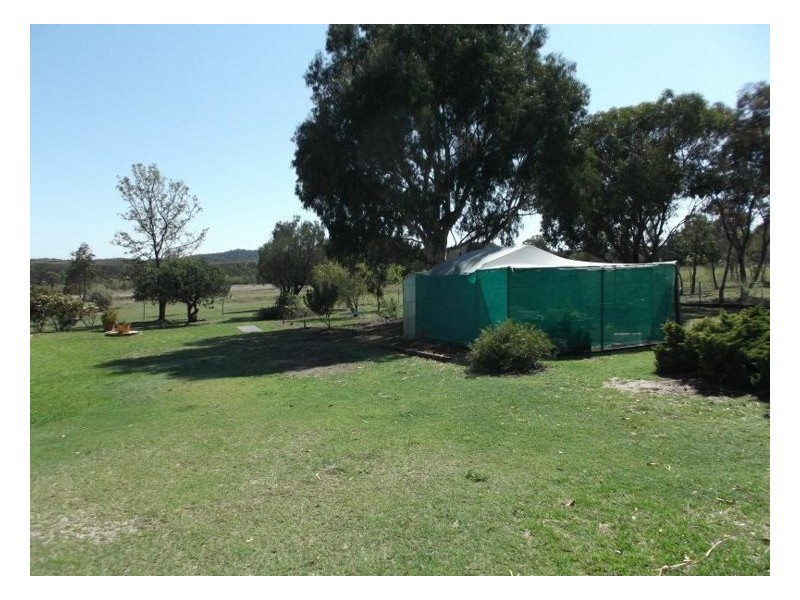 409 Whiskey Gully Road, Stanthorpe QLD 4380