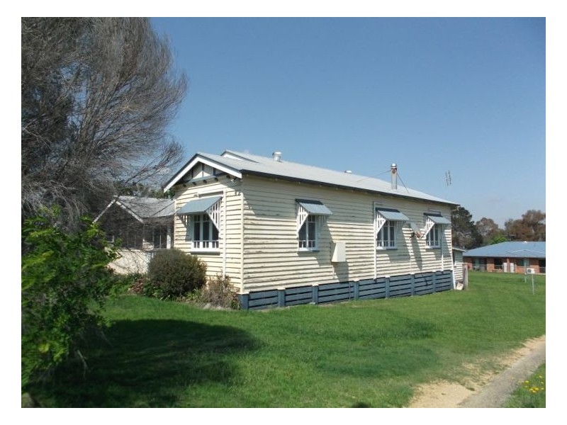 42 Short Street, Stanthorpe QLD 4380