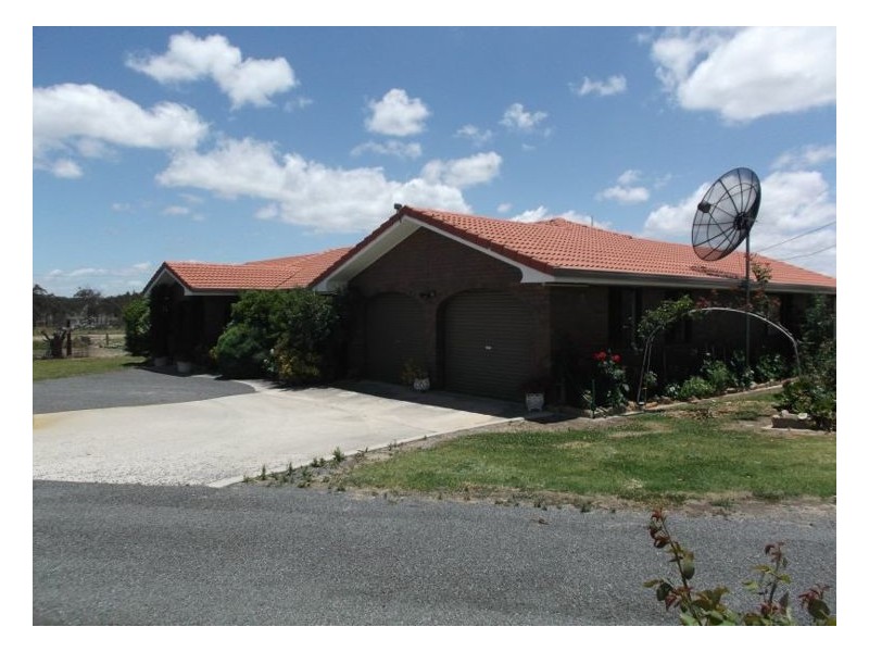141 Aerodrome Road, Stanthorpe QLD 4380