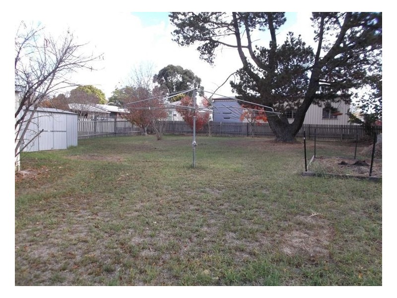 6 Denham Street, Stanthorpe QLD 4380