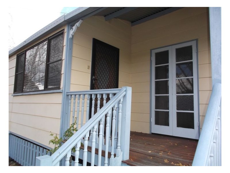 6 Denham Street, Stanthorpe QLD 4380