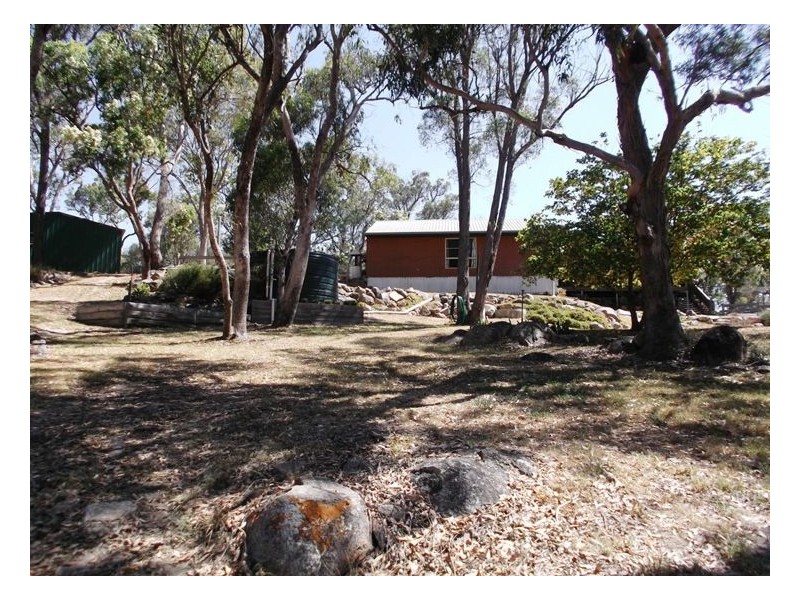 3 Pioneers Parade, Stanthorpe QLD 4380