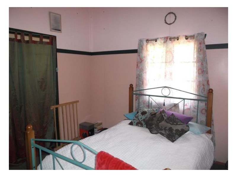 6 Garden Street, Stanthorpe QLD 4380