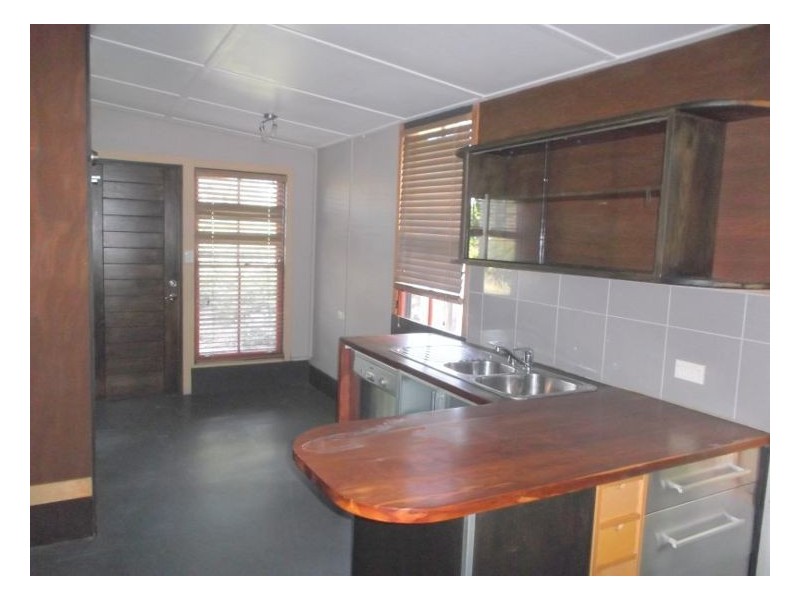 19 Wolfram Street, Stanthorpe QLD 4380