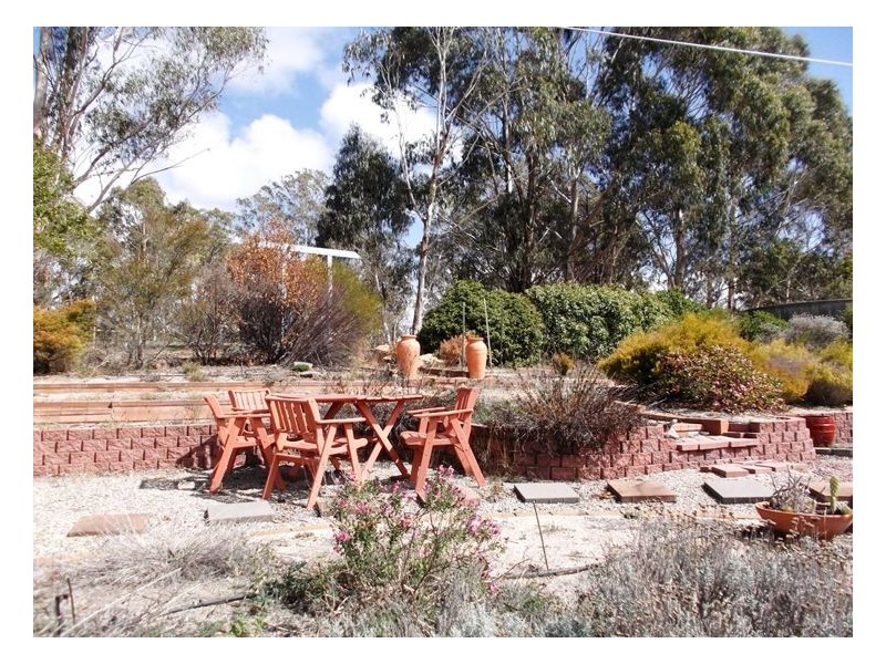 358 Eukey Road, Stanthorpe QLD 4380