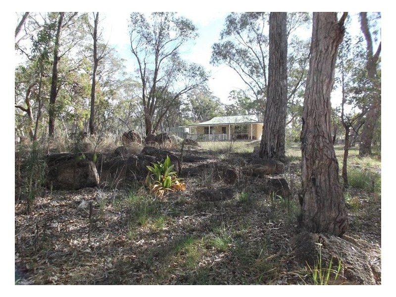 895 Thorndale Road, Glen Aplin QLD 4381