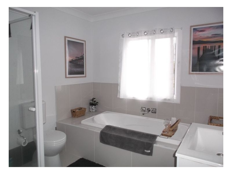 8 Jardine Street, Stanthorpe QLD 4380