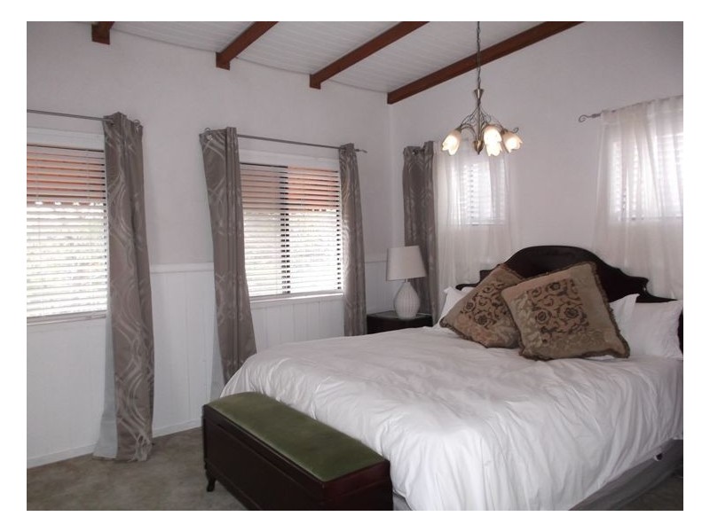 311 Stabiles Road, Glen Aplin QLD 4381