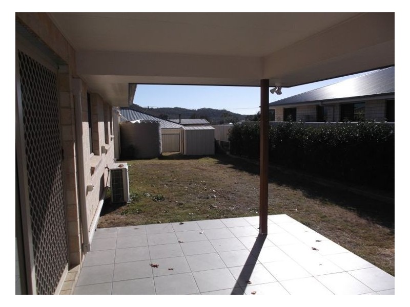 23 Barton Street, Stanthorpe QLD 4380