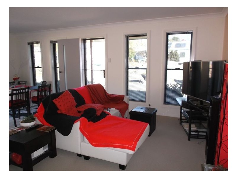 15 Calvert Road, Glen Aplin QLD 4381