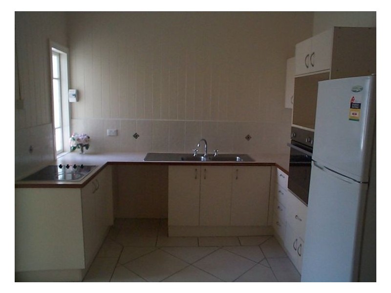 12 Harris Street, Stanthorpe QLD 4380