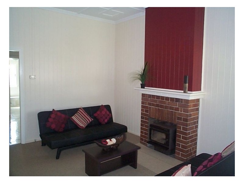 12 Harris Street, Stanthorpe QLD 4380