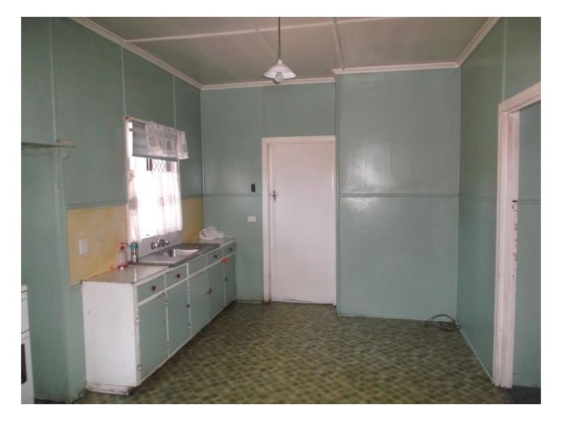 5 McGlew Street, Stanthorpe QLD 4380