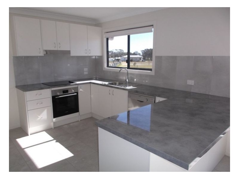 140 Granite Belt Drive, The Summit QLD 4377